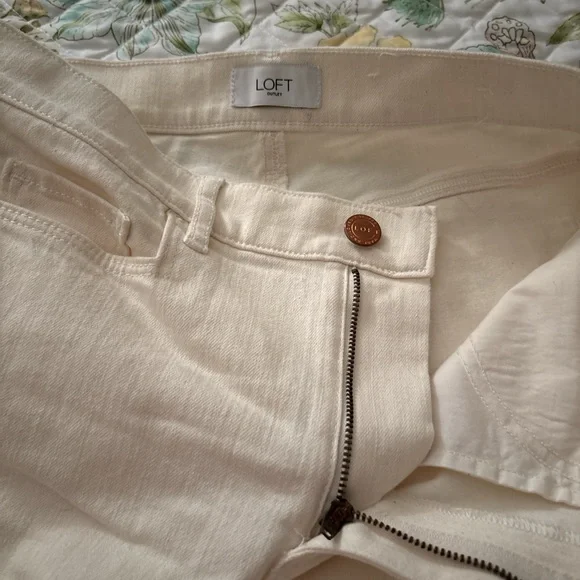 LOFT Cream Flare & Wide Leg Jeans - Picture 4 of 5